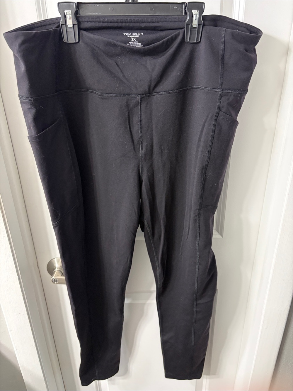 3/$20 tek gear Women's Black High-Rise Pocket Leggings